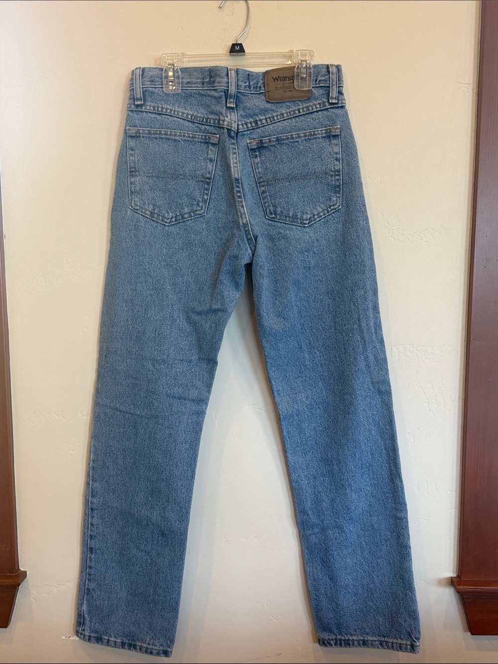Men’s Wrangler Authentics Jeans in Light Wash Denim size 28x30 - Picture 4 of 6